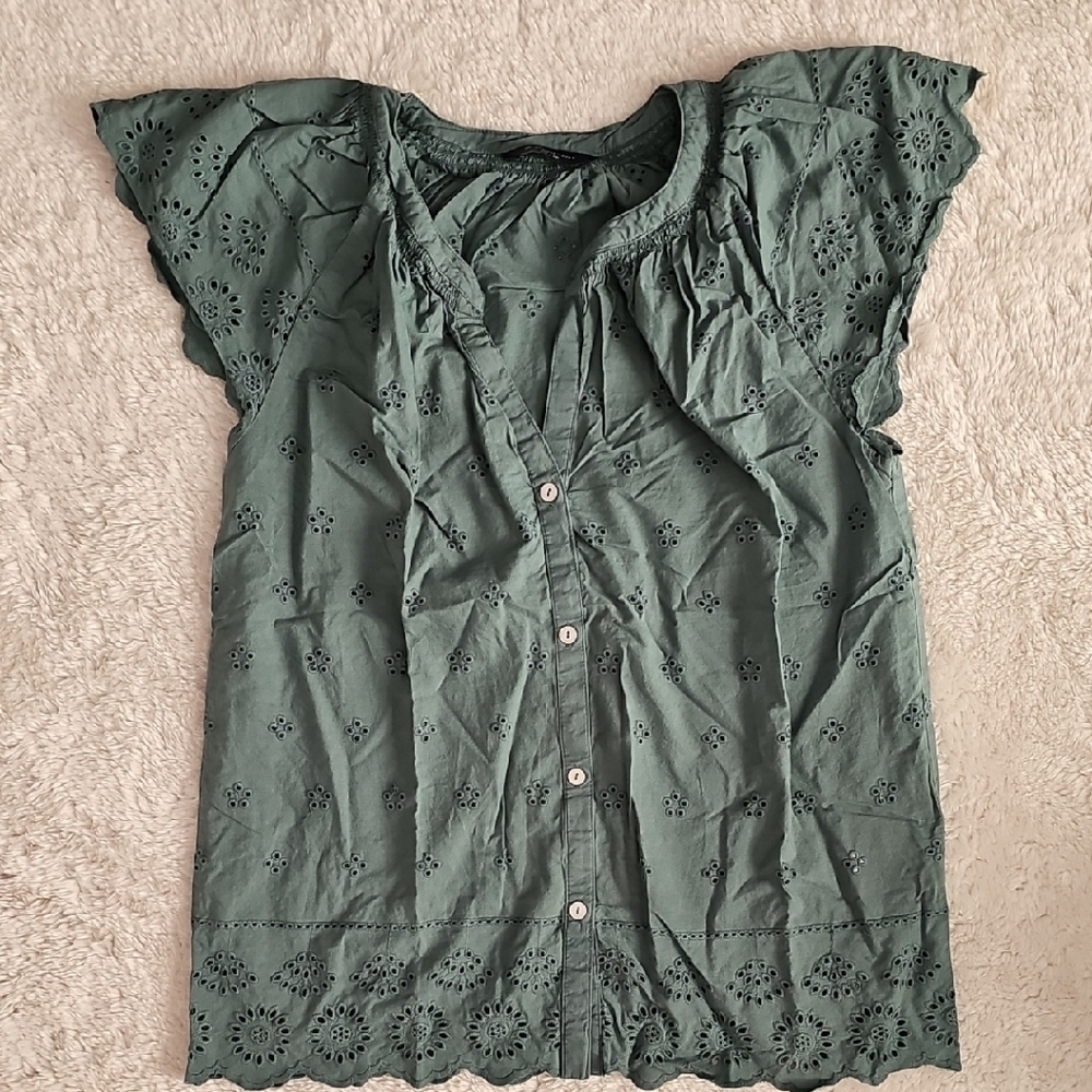 Denver Hayes Sage Eyelet Blouse